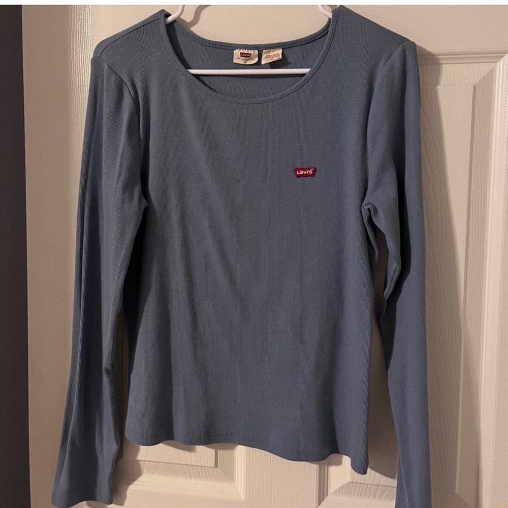 Levi Long Sleeve